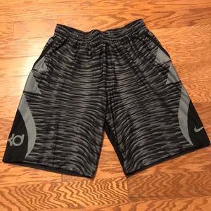 Men’s XL Nike Dri-Fit KD shorts